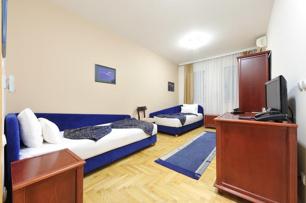 Hotel Dragovic Smederevo Esterno foto