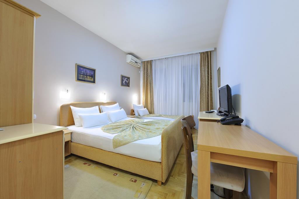 Hotel Dragovic Smederevo Esterno foto