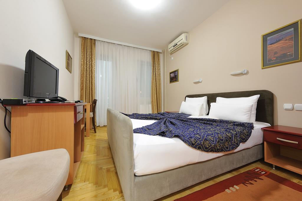 Hotel Dragovic Smederevo Esterno foto