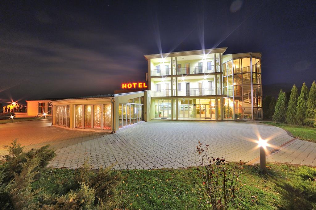 Hotel Dragovic Smederevo Esterno foto